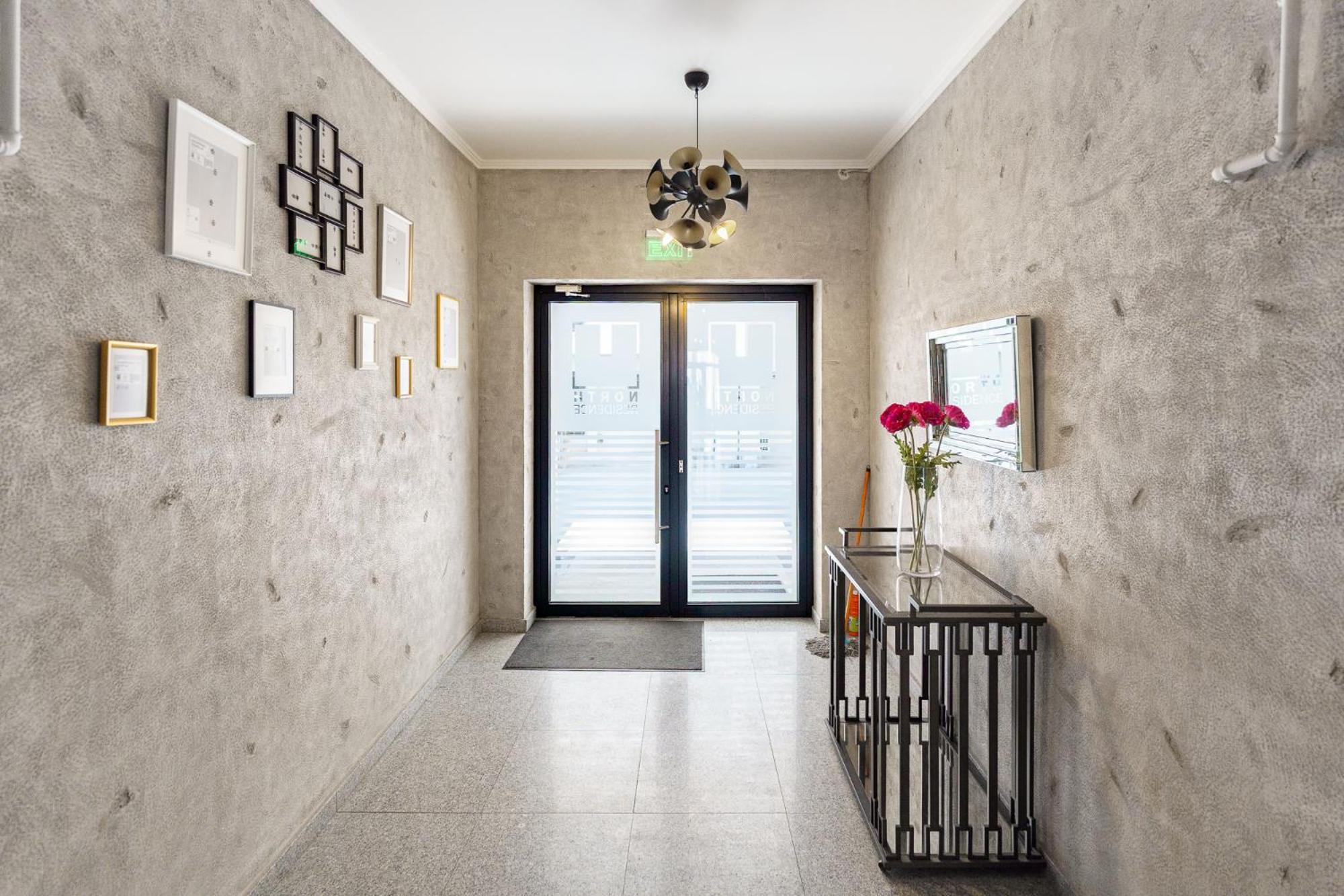 Dioptase - Stylish Retreat By Selestate With Balcony Apartament